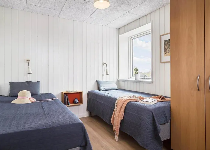 30467-odder-ravnsager-15 * אודר